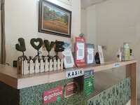 Hotel O near Pantai Losari formerly Point Inn 