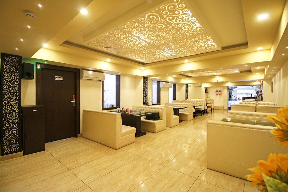 OYO 6093 Hotel Central Palace, Rajpur Road Dehradun, Dehradun