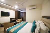 Hotel O Central Palace
