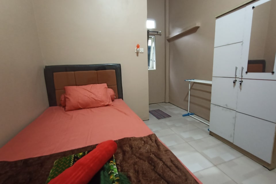 SPOT ON 3525 Penginapan Magnolia Syariah, Banjarmasin, Banjarmasin