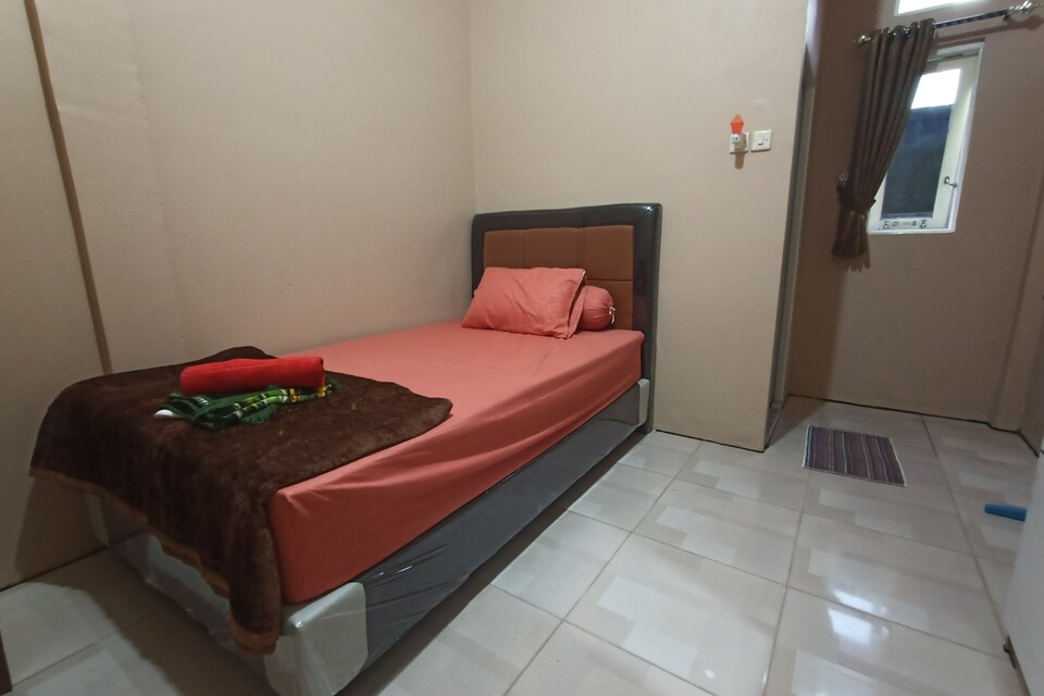 SPOT ON 3525 Penginapan Magnolia Syariah, Banjarmasin, Banjarmasin