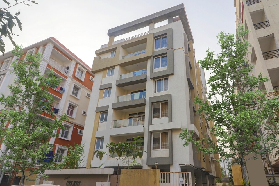 OYO 72738 Hotel Gravity, Kukatpally, Hyderabad