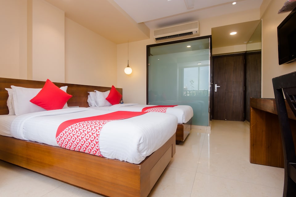 OYO 11154 Hotel Imperial Residency, Mumbai International Airport, Mumbai