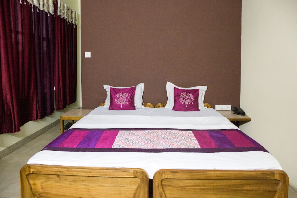 Live as BBS162, Chandrasekharpur, Bhubaneswar