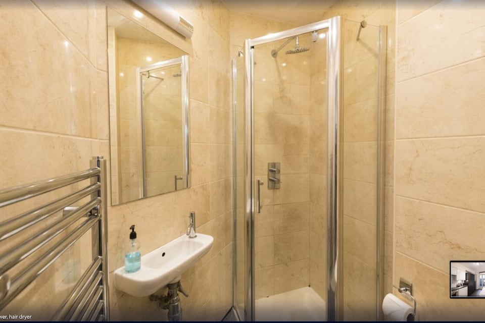 OYO Gloucester St. Studios, Marble Arch London, London