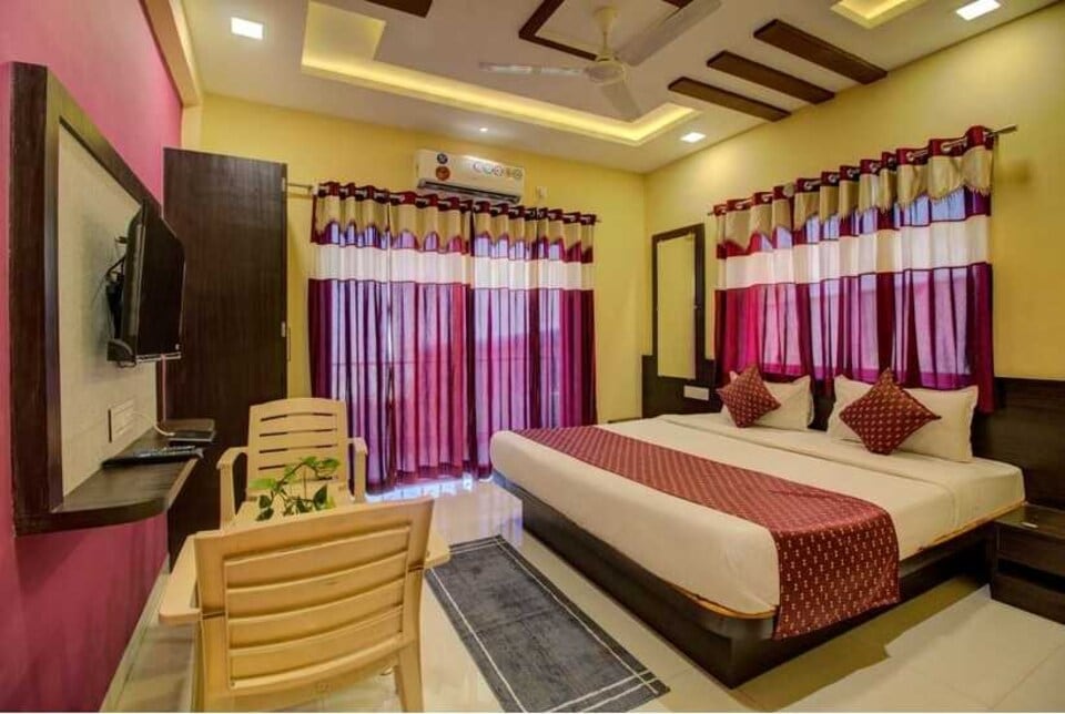 OYO 72811 The Spot Valley, Main Market Mahabaleshwar, Mahabaleshwar