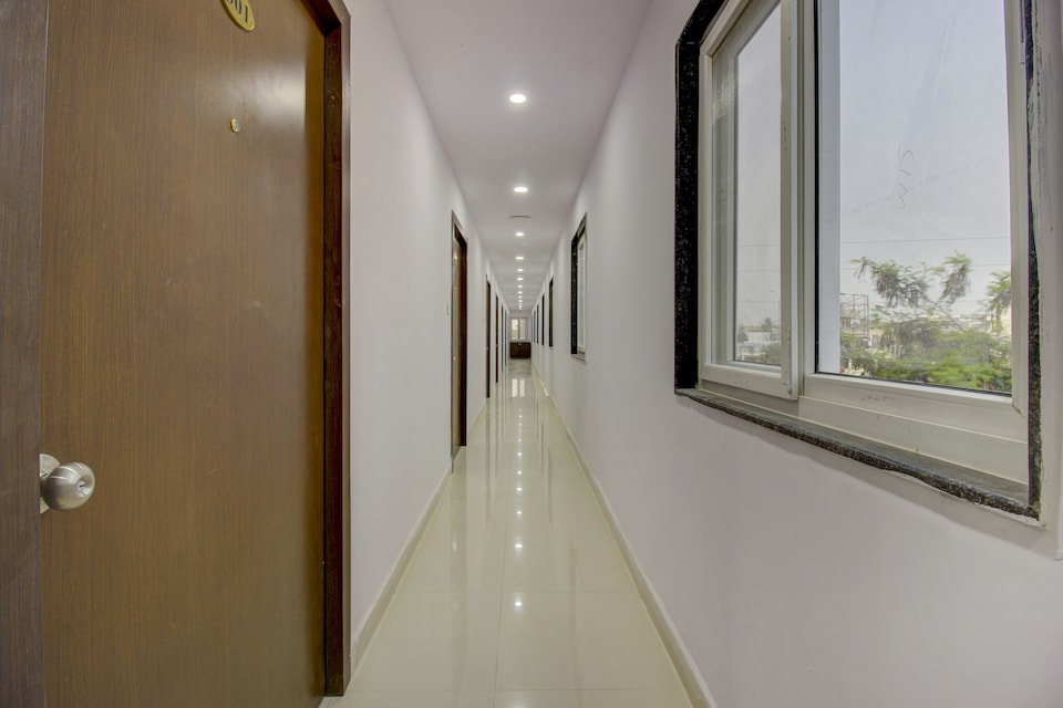 Hotel O Grand Mythri, ECIL, Hyderabad