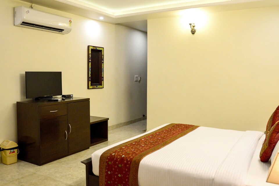 OYO 6105 राज रीजेंसी, Jaipur Airport, जयपुर