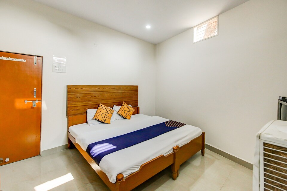 SPOT ON 72917 Hotel Simna Palace , Satna, Satna