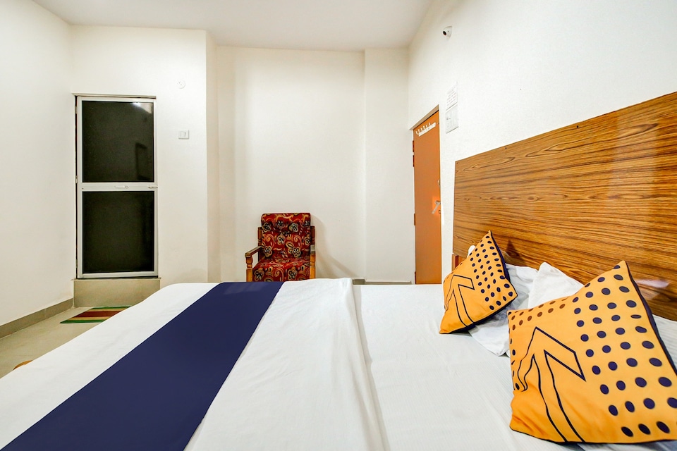 SPOT ON 72917 Hotel Simna Palace , Satna, Satna