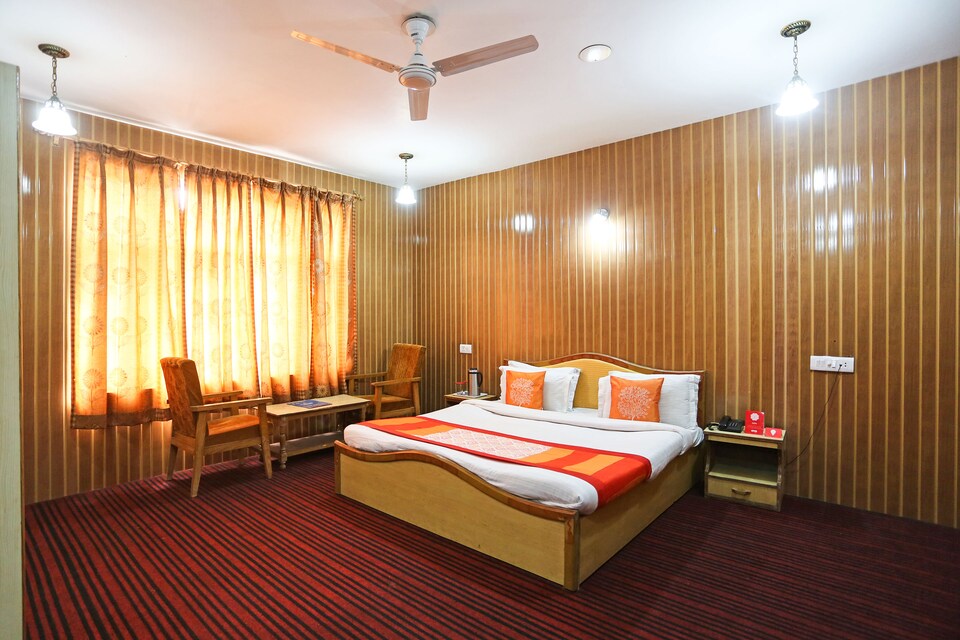 OYO 6115 The Kaisar, Rajbagh Srinagar, Srinagar