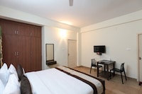 OYO Fantasy Resorts Near Juhu Beach