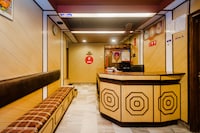OYO Hotel Palkhee Near Phoenix Marketcity