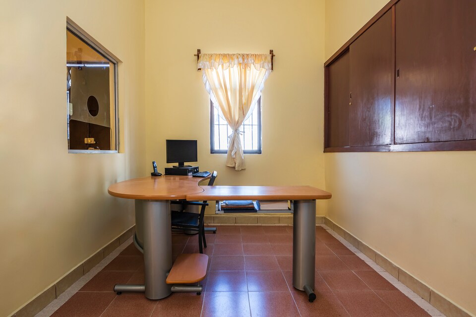 Capital O Las Calzadas Hotel & Suites, Guanajuato, GTO, Guanajuato