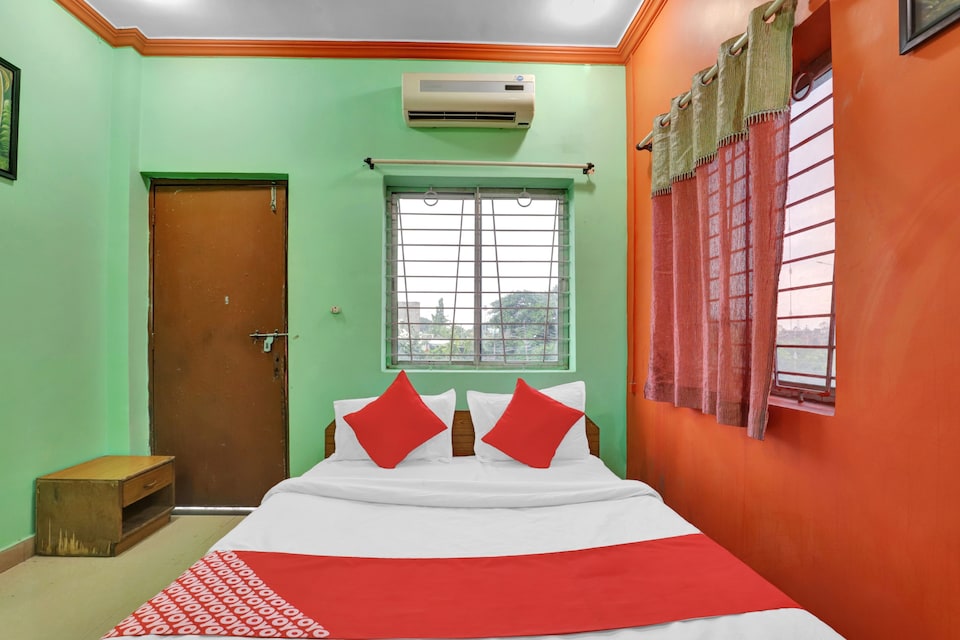 OYO Flagship 73119 Hotel Eagle Restaurant & Lodging, Airport Wardha Road, Nagpur