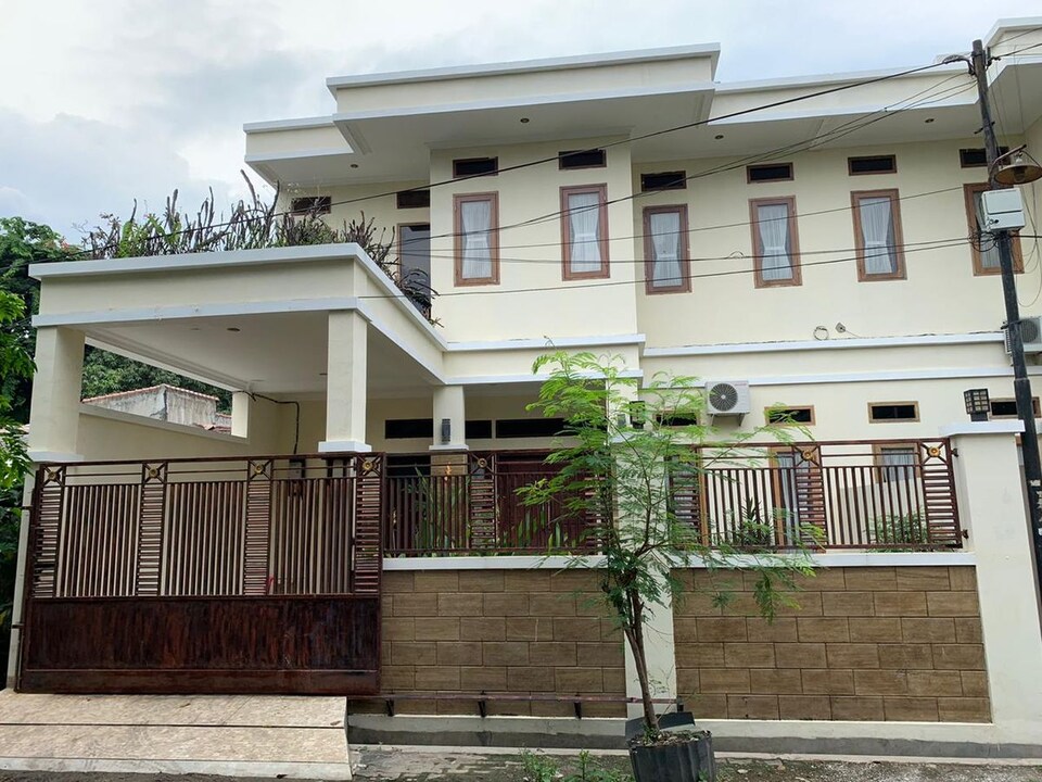 OYO Life tasha kost, Salemba, Jakarta