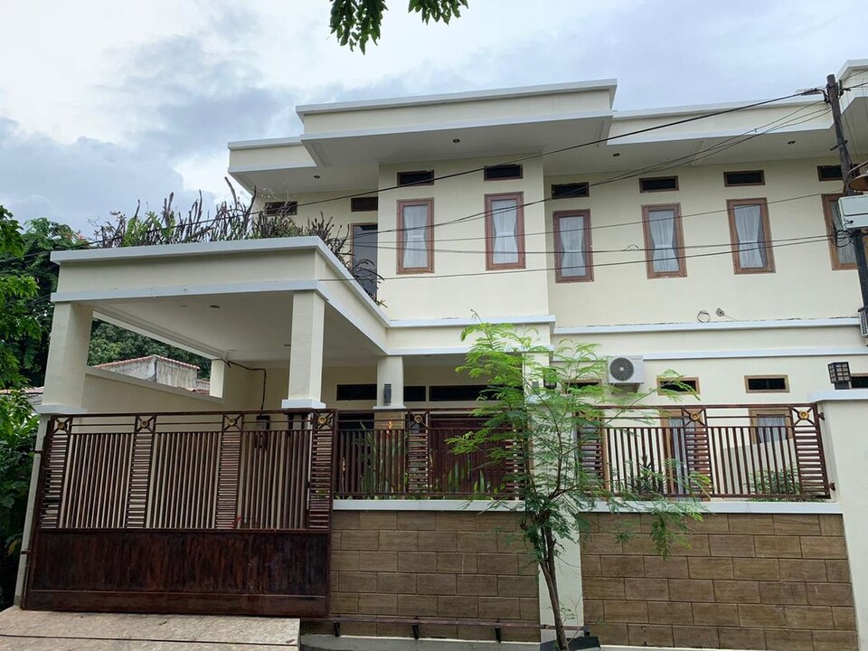 OYO Life tasha kost, Salemba, Jakarta