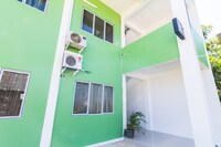 OYO Life athaya kost