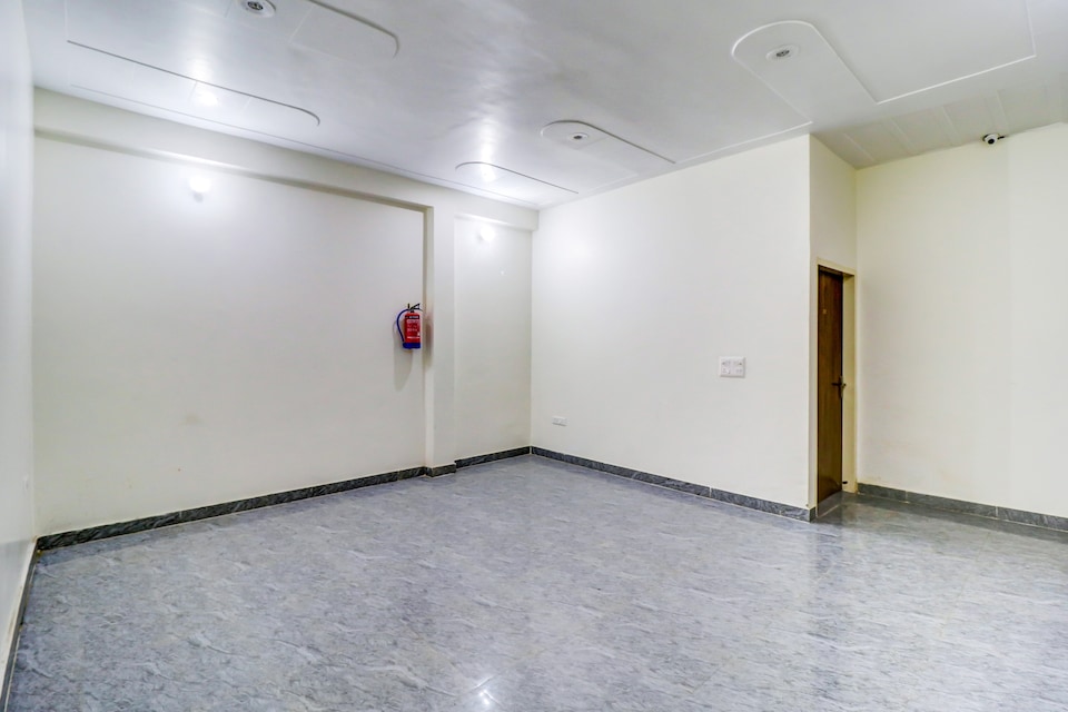 Hotel O Shivam , Faridabad, Faridabad