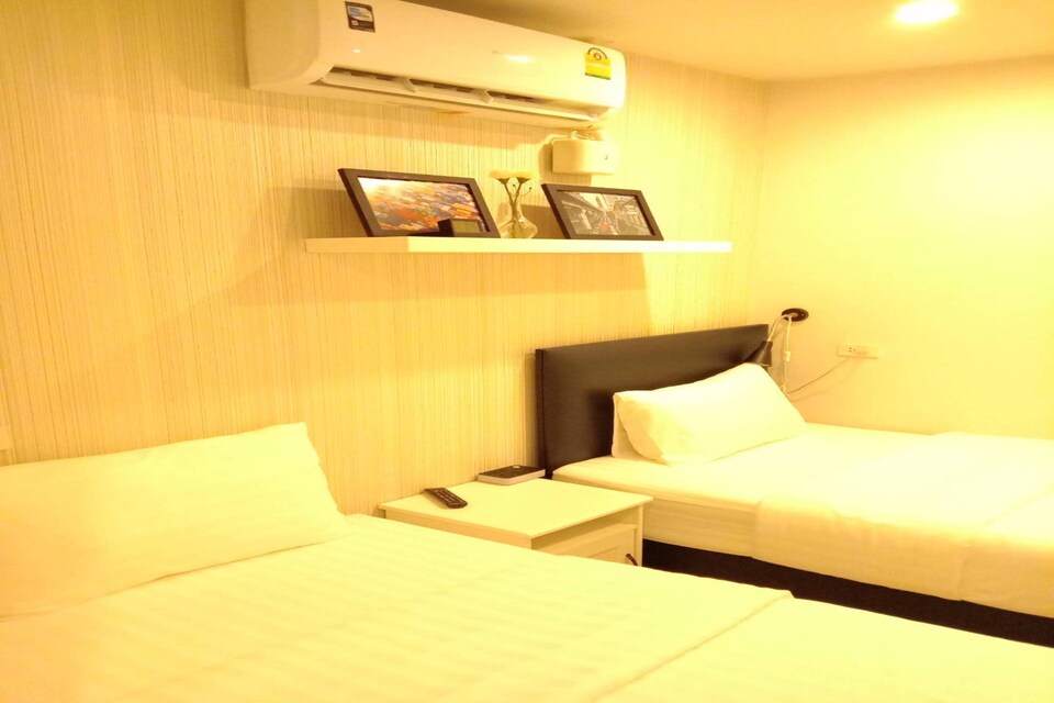 OYO 960 The Urban Age Deluxe , BW_Bang Rak P1, Bangkok