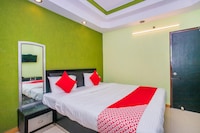 OYO The Hotel Nalanda