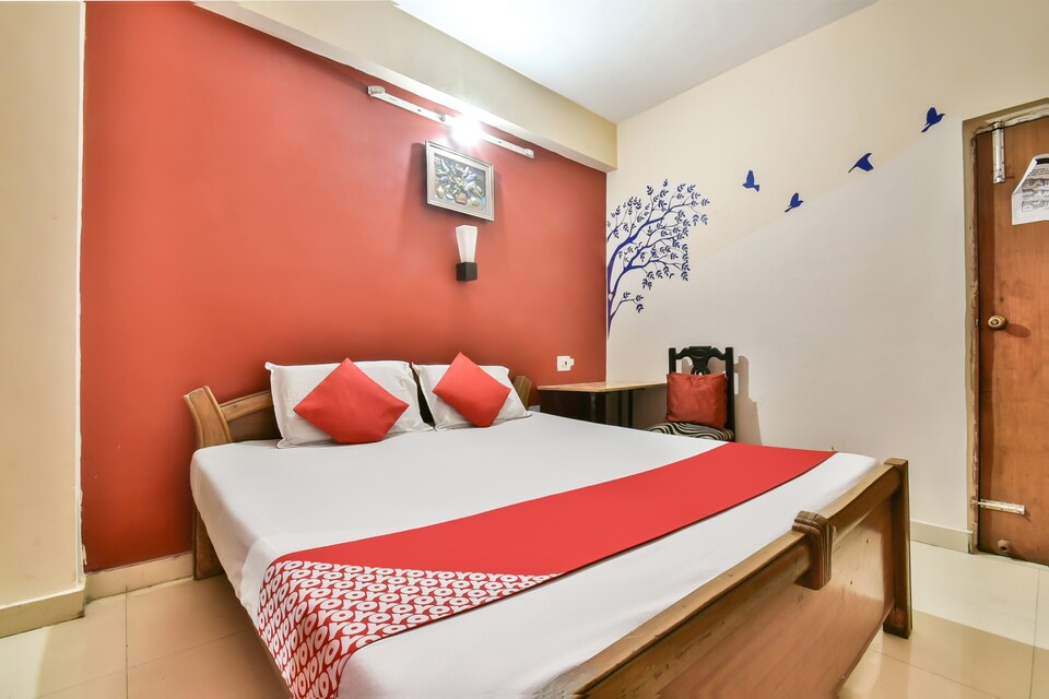 OYO Flagship 73256 Hotel Dhanyadhara Residency, Gandhi Maidan Patna, Patna