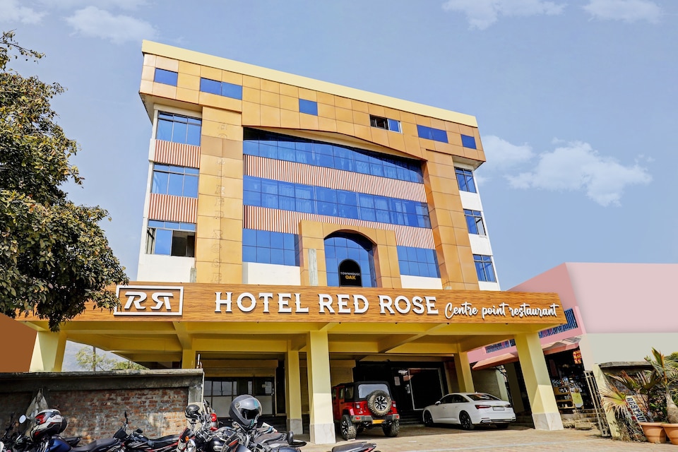 Townhouse OAK Hotel Red Rose, ISBT Guwahati, Guwahati