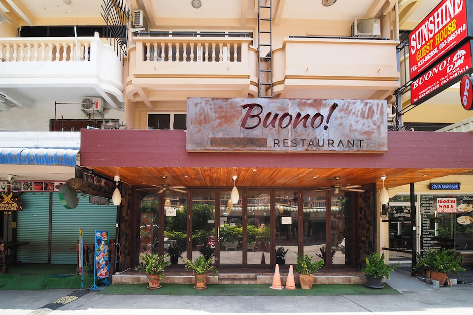 OYO 963 Sunshine Guesthouse, Jomtien Beach P0, Pattaya