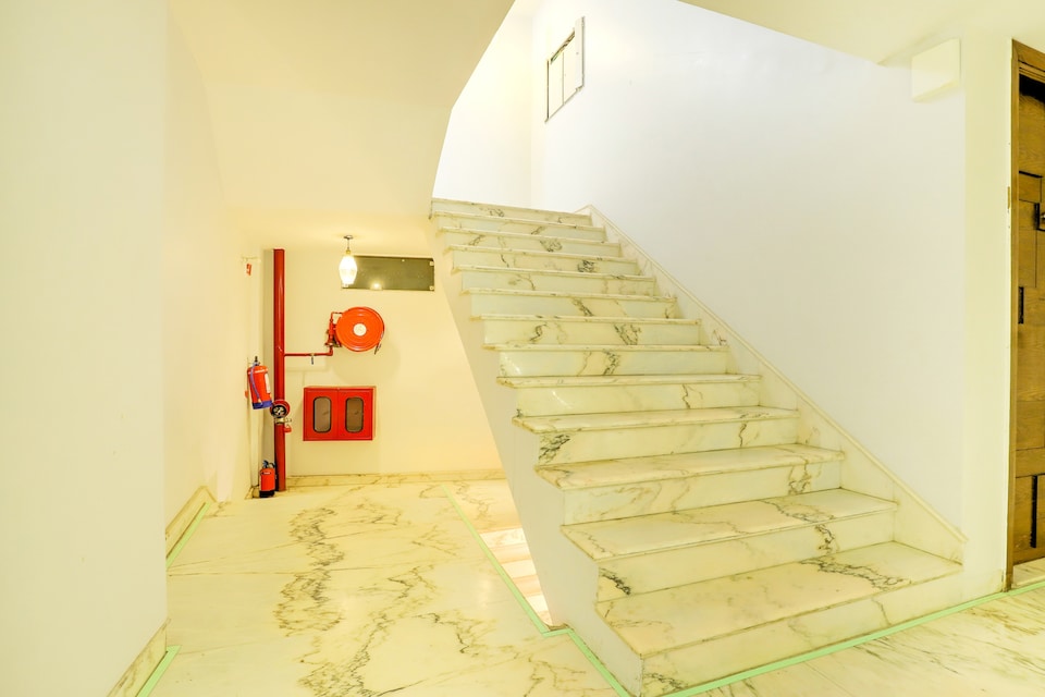 Capital O 73312 Hotel Staybook, Paharganj Delhi, Delhi