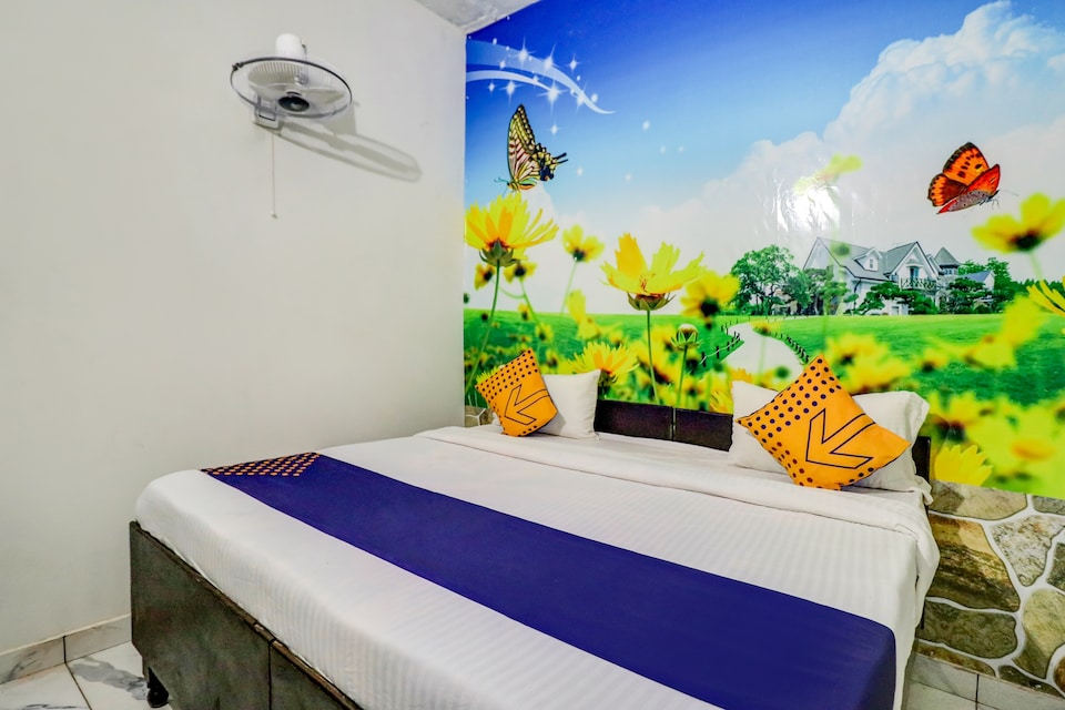 SPOT ON 73319 Hotel Anshu, Narnaul City, Narnaul