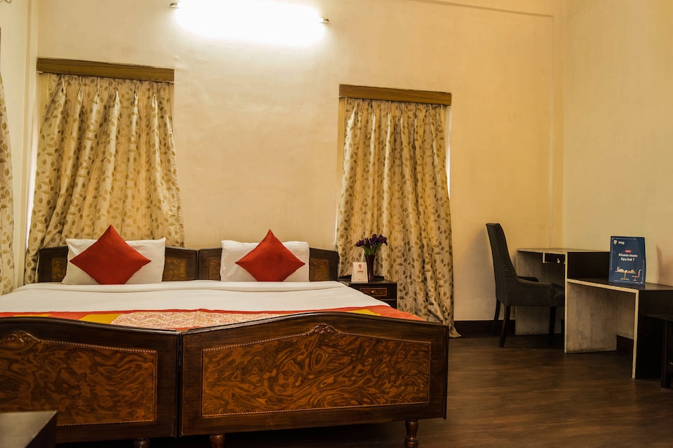 OYO 6157 GALAXY INN, Salt Lake Kolkata, Kolkata