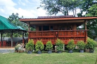 OYO 967 Andathien Pool Villa Aonang