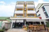 OYO 983 The Private Hotel