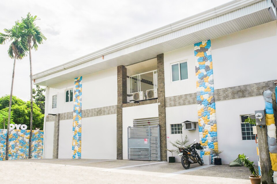 OYO 630 Sena Gladyz Suites, Tagum City, Tagum