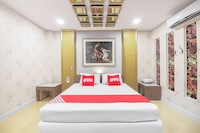 OYO 1002 Pinklao Resort 