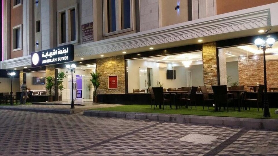 OYO 507 Ashbilia Suites, Al-Thuqbah, Khobar