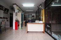 OYO 1004 Naklua Mansion