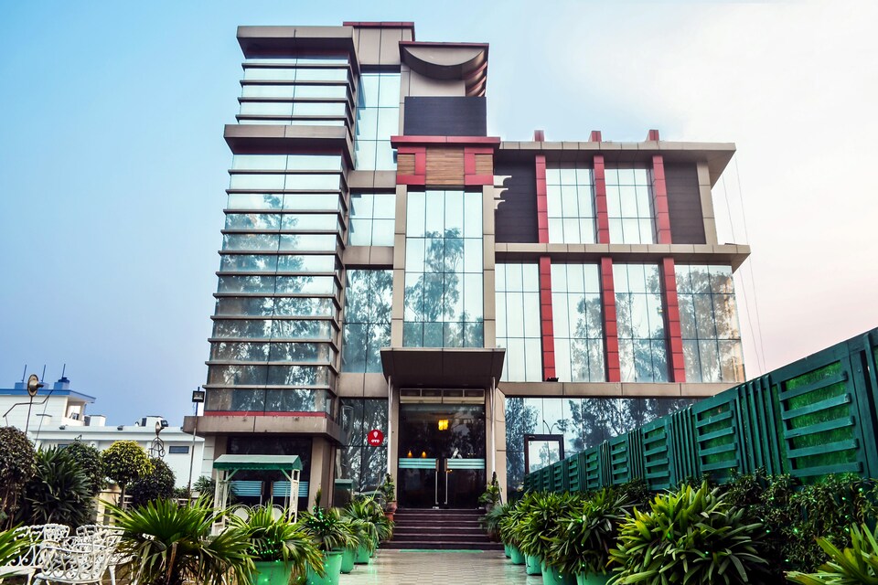 OYO 6176 near Bus Stand, Patiala, Patiala