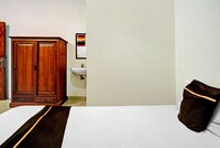 Hotel O near UNISLA formerly Homestay Bougenville 