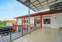 Hotel O near UNISLA formerly Homestay Bougenville 