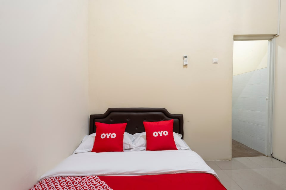 OYO 3706 Griya Tentrem Syariah, Lamongan, Lamongan