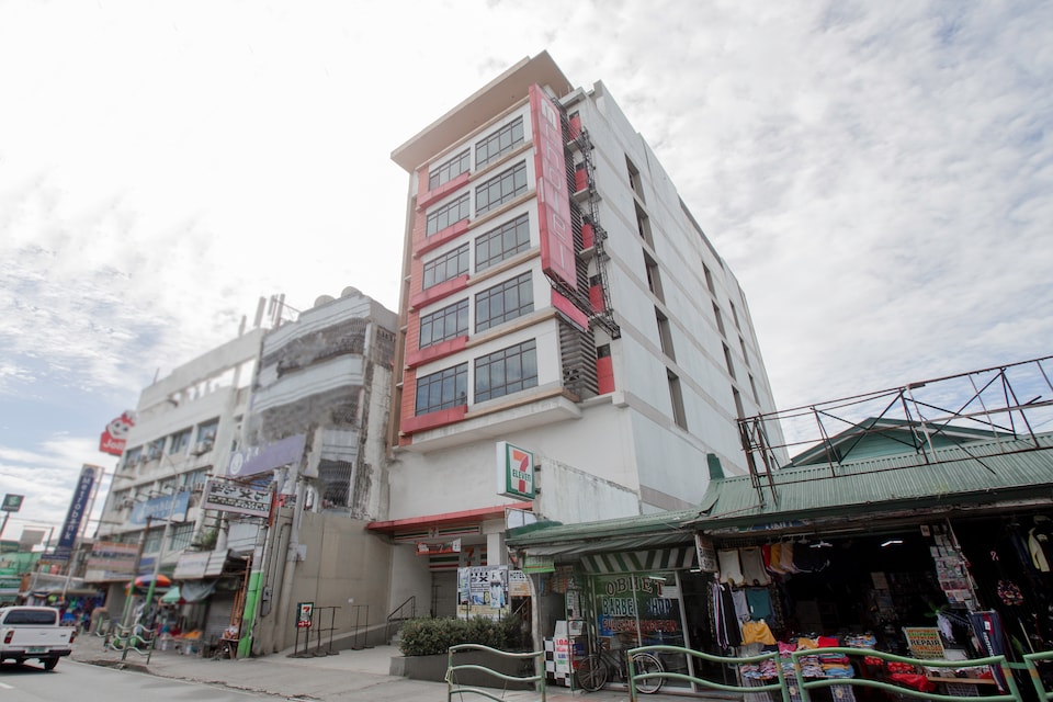 OYO 637 Fox Hotel, Quezon City, Quezon City