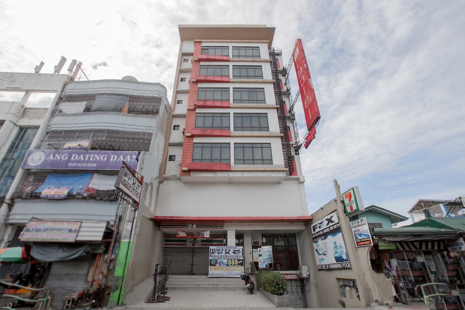 OYO 637 Fox Hotel, Quezon City, Quezon City