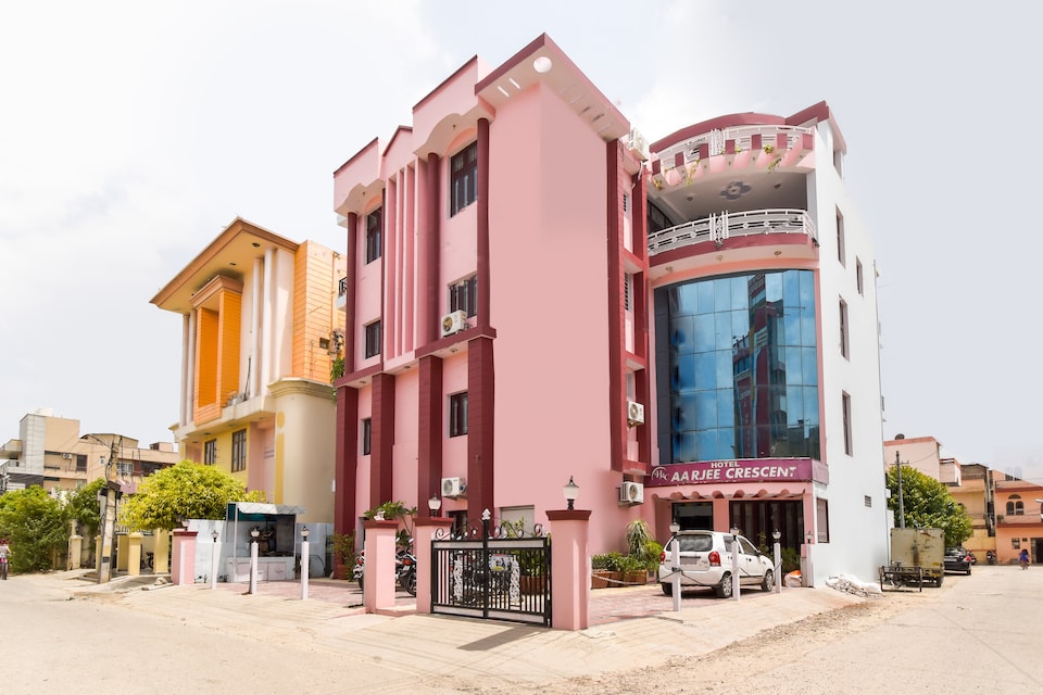 OYO 6179 Hotel Aarjee Crescent, Sindhi Camp, Jaipur