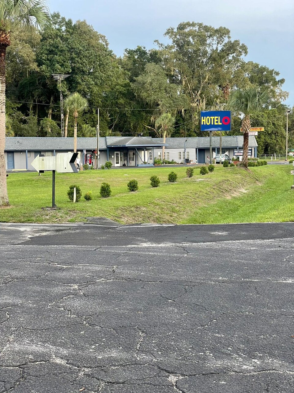 Hotel O near Fanning Springs State Park US Hwy 98, Fanning Springs FL, Fanning Springs FL	
