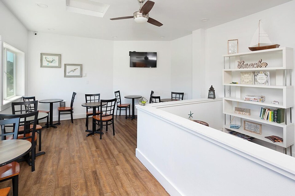 OYO Ocean Breeze Hotel at Lincoln City, Lincoln City OR, Lincoln City OR