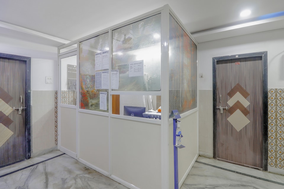 OYO 73503 Hotel Ashoka Grand, Chandanagar-II, Hyderabad