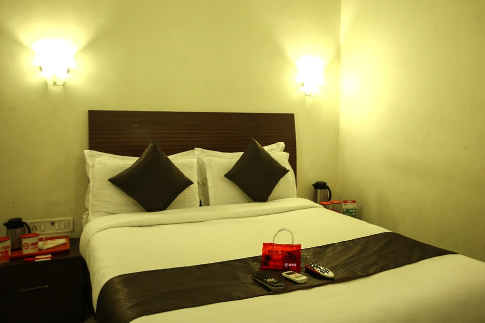 OYO Rooms 038 Mount Road US Consulate, T Nagar Chennai, Chennai