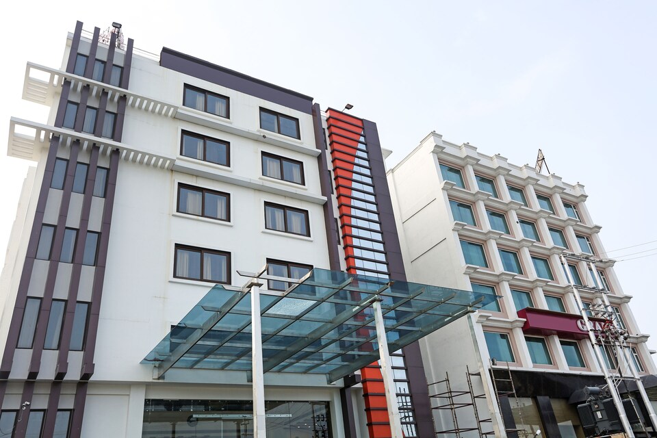 OYO 6192 Crystal Ganga Heights, Haridwar Junction, Haridwar