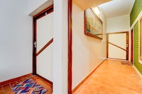 Super  Hotel O CSIR Pappanamcode Formerly Ambadi Guest House